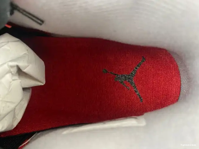 HYPE Toro 308497-603 Retro Jordan 4 Bravo 0423